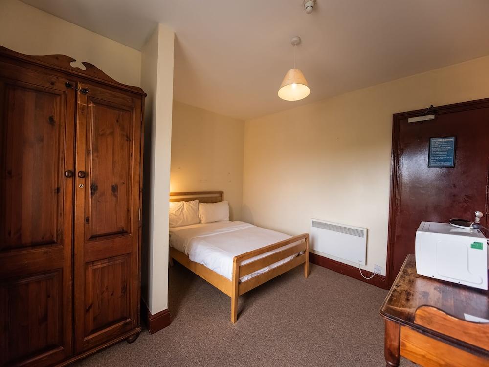 Oyo The Green Man Pub And Hotel London Ngoại thất bức ảnh