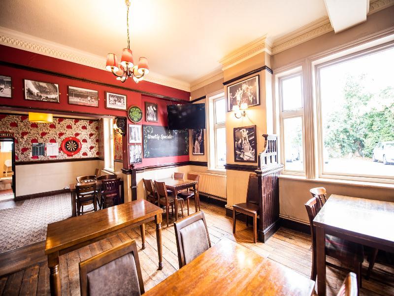 Oyo The Green Man Pub And Hotel London Ngoại thất bức ảnh